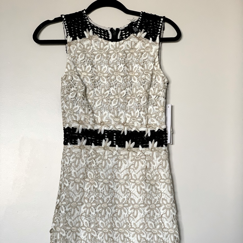 AQUA by Bloomingdales crochet lace white black gold floral stunning dress